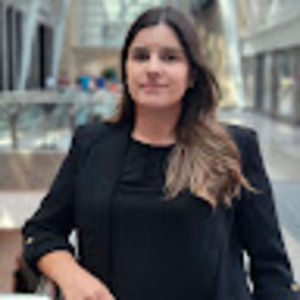 Meet your Posher, Taiana